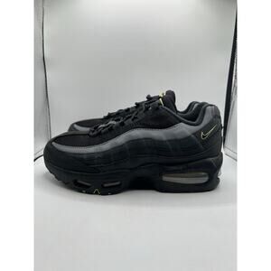 Nike Air Max 95 GS “Batman” size 5.5Y